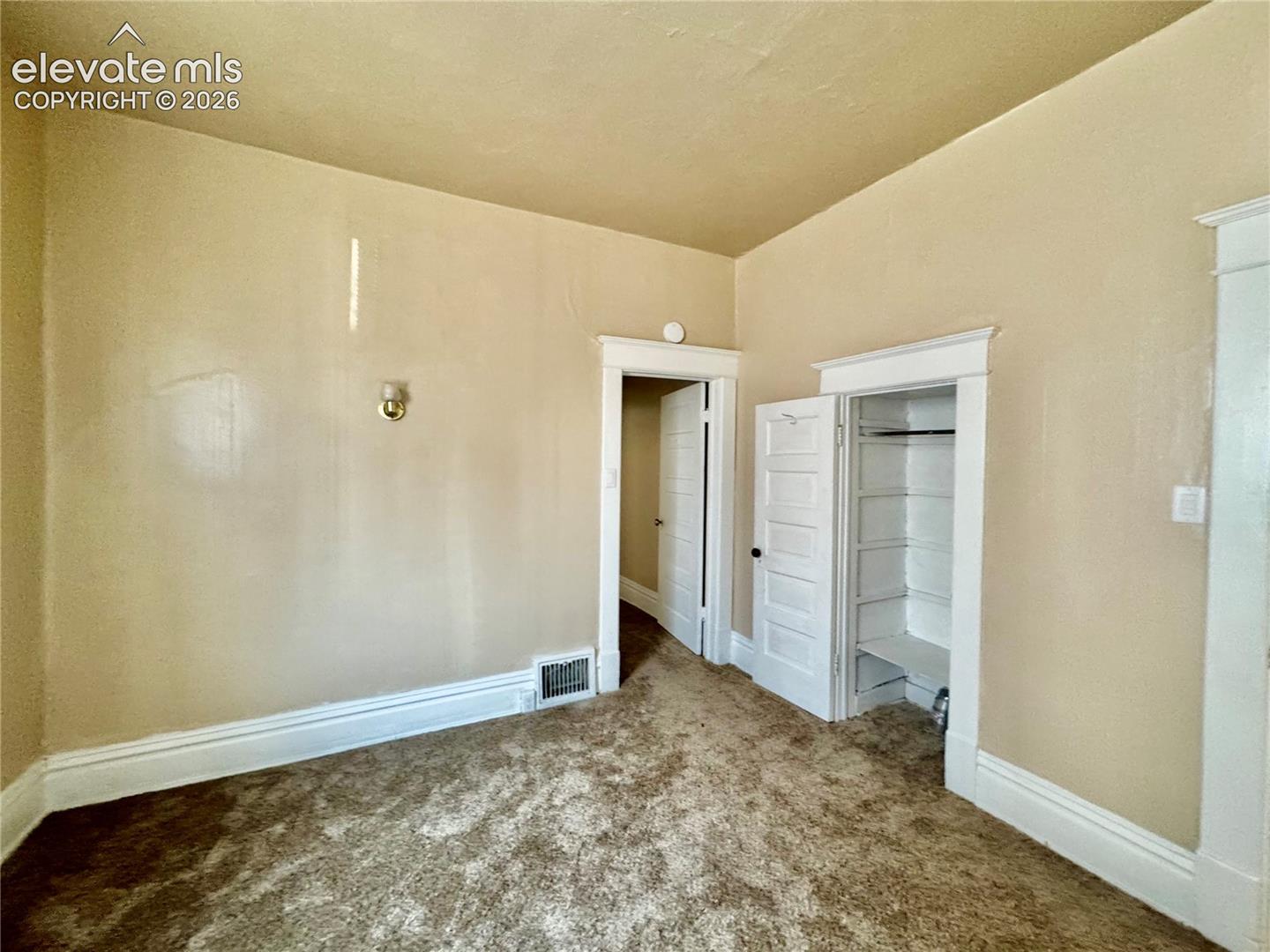 Listing photo 28 for 204 W 15th Street