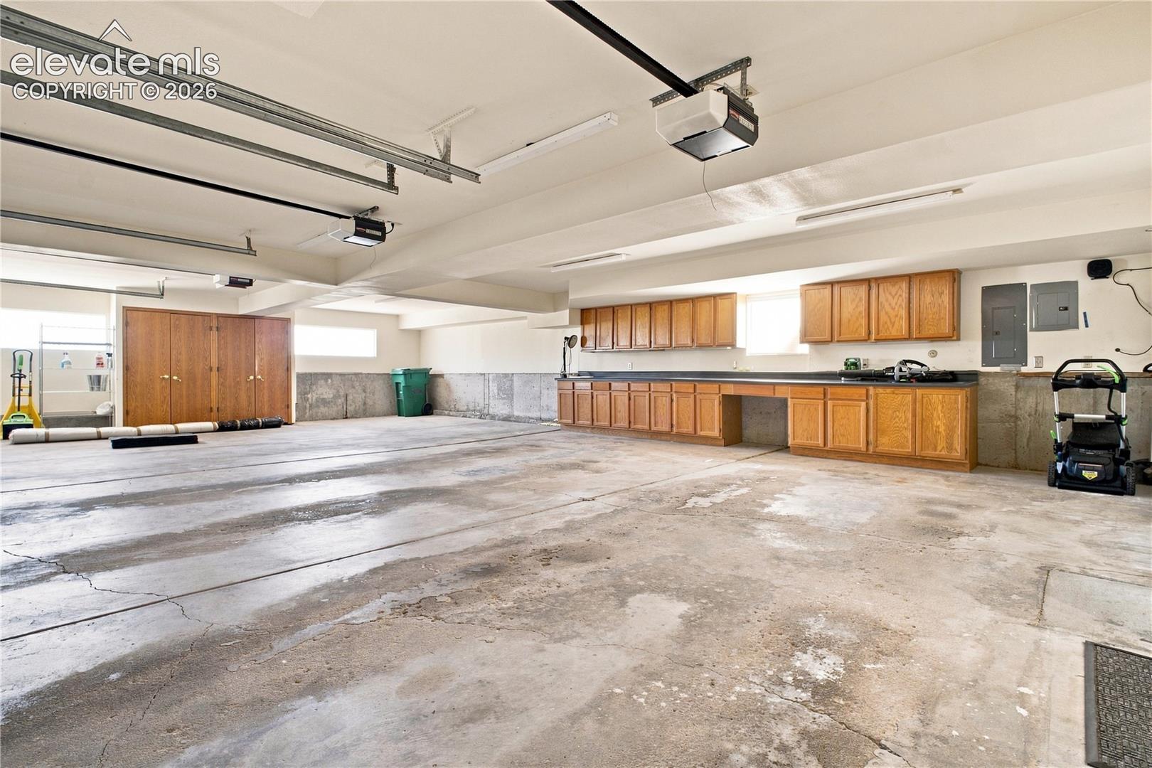 Listing photo 32 for 435 W Woodmen Road