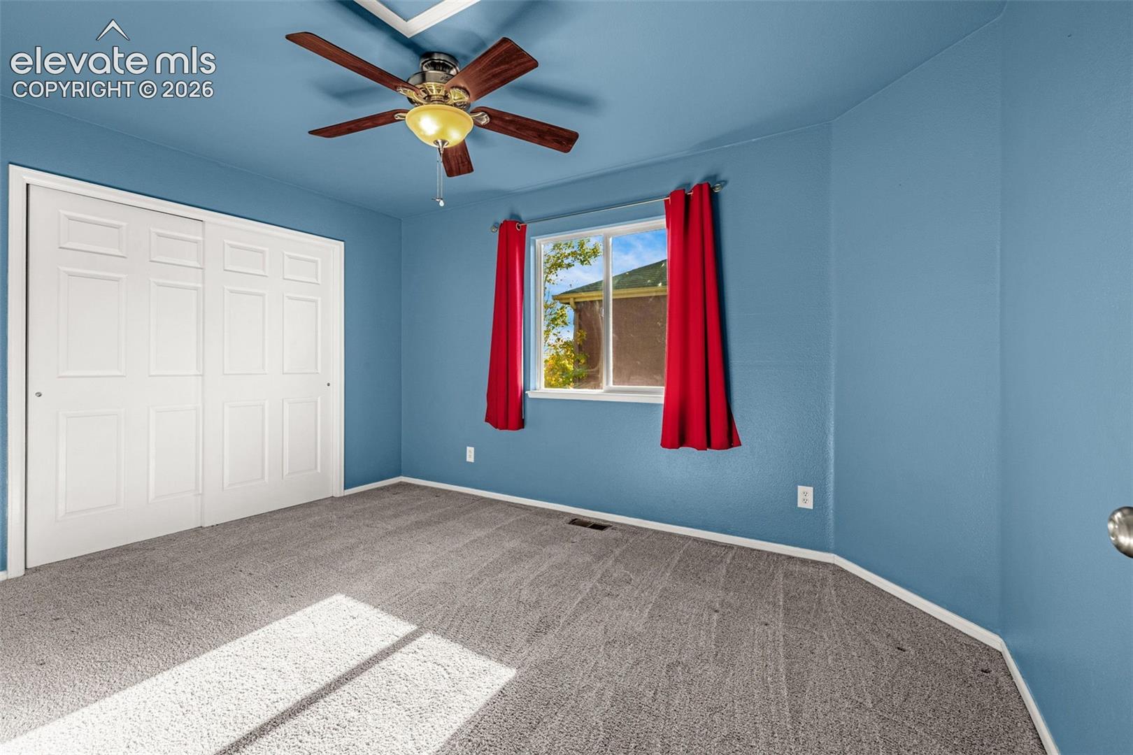 Listing photo 21 for 7619 Old Spec Road