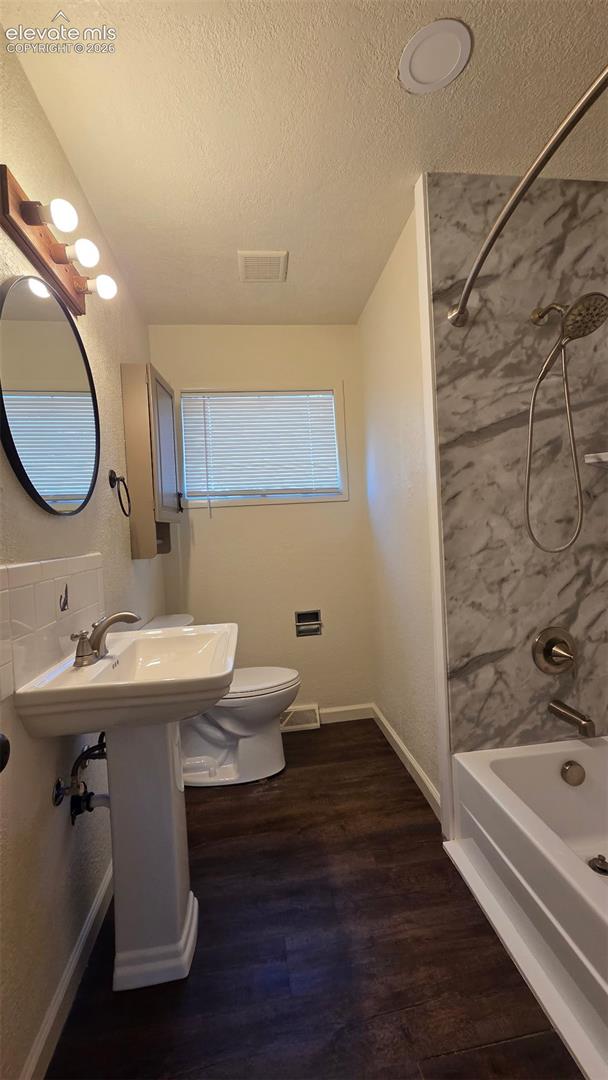 Listing photo 14 for 26 Caledonia Road