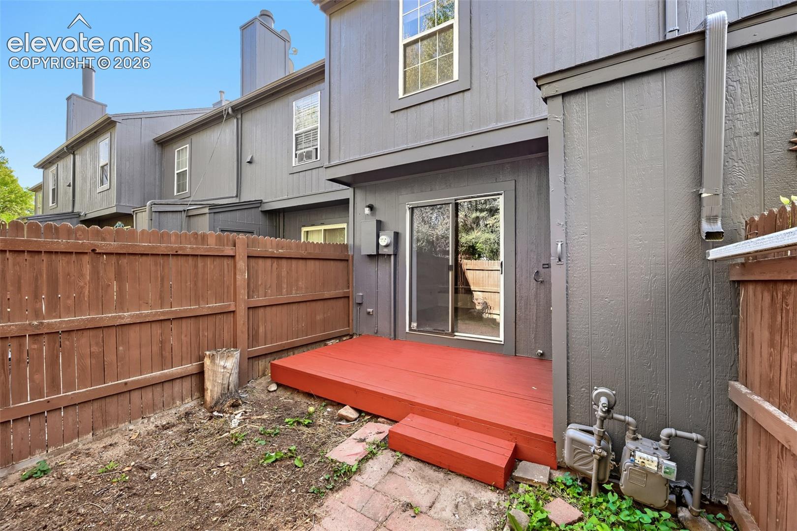 Listing photo 26 for 4128 Charleston Drive