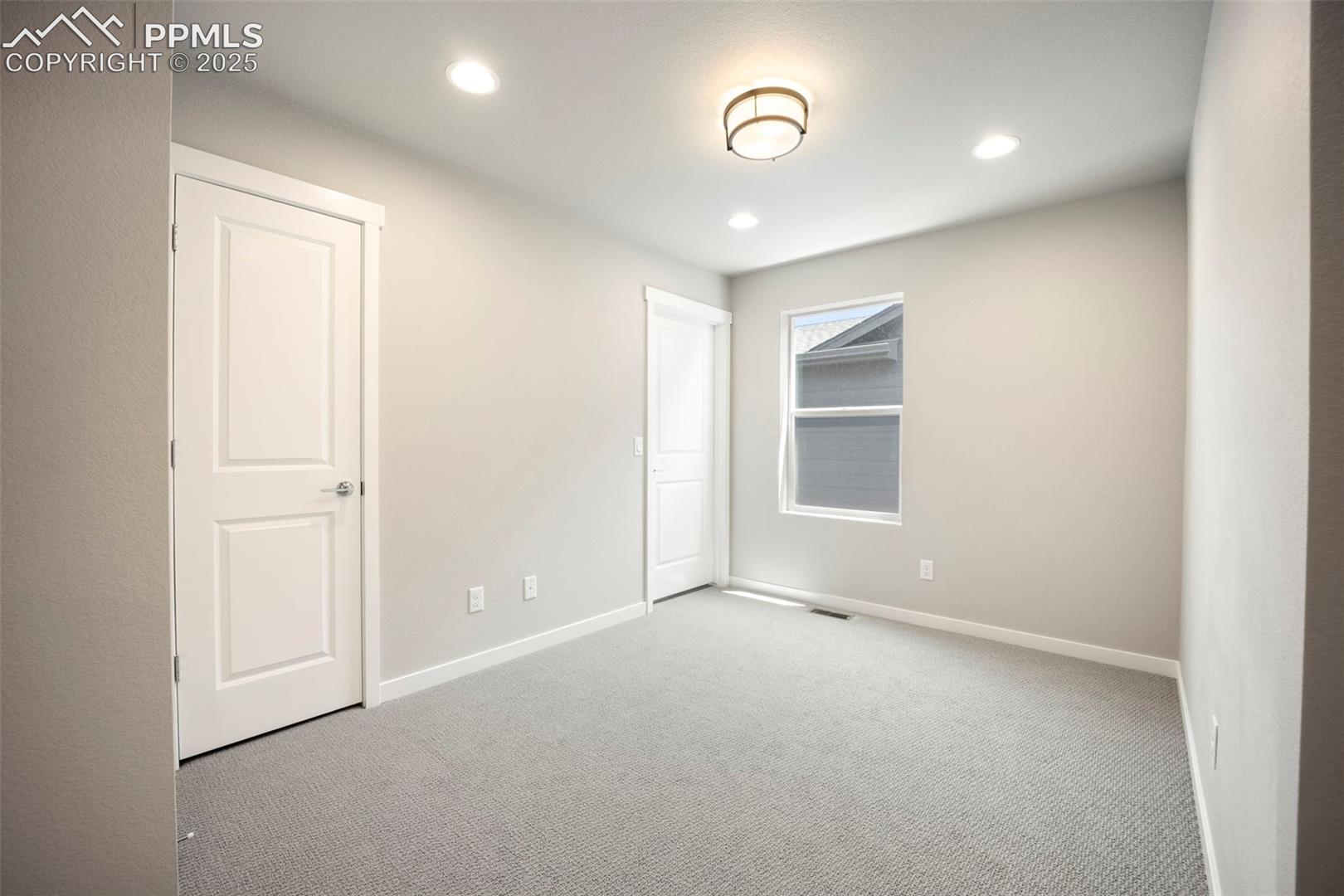 9258 Kurie Mine Lane, photo 28