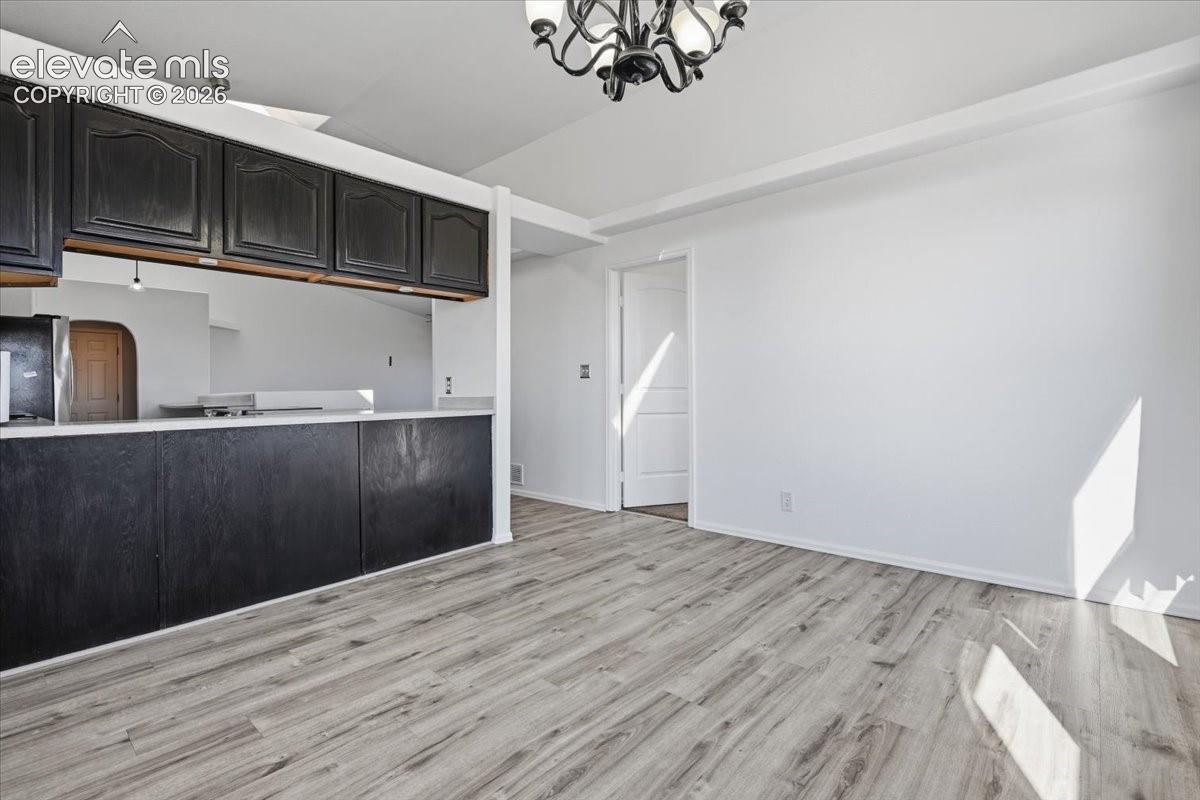 Listing photo 10 for 676 E Heron Drive