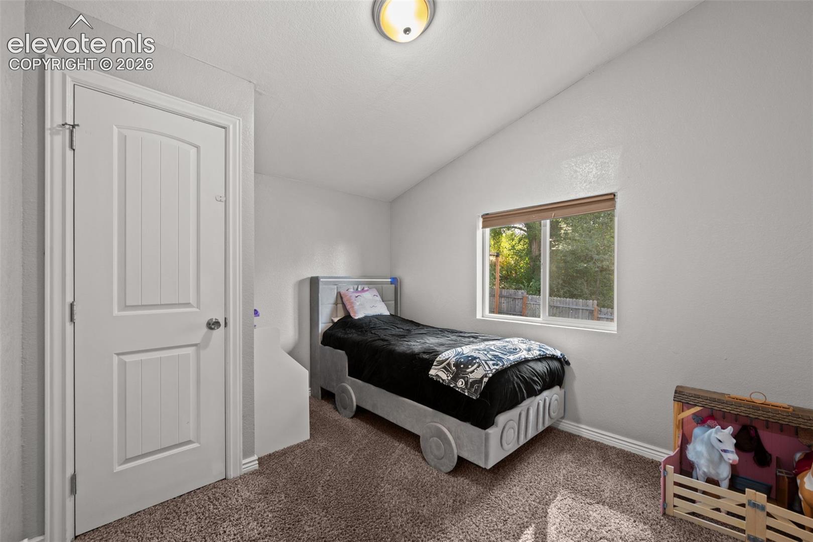 Listing photo 22 for 311 Comanche Village Drive