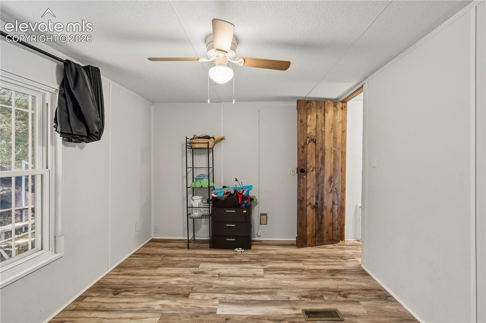 Listing photo 20 for 114 Mojave Way