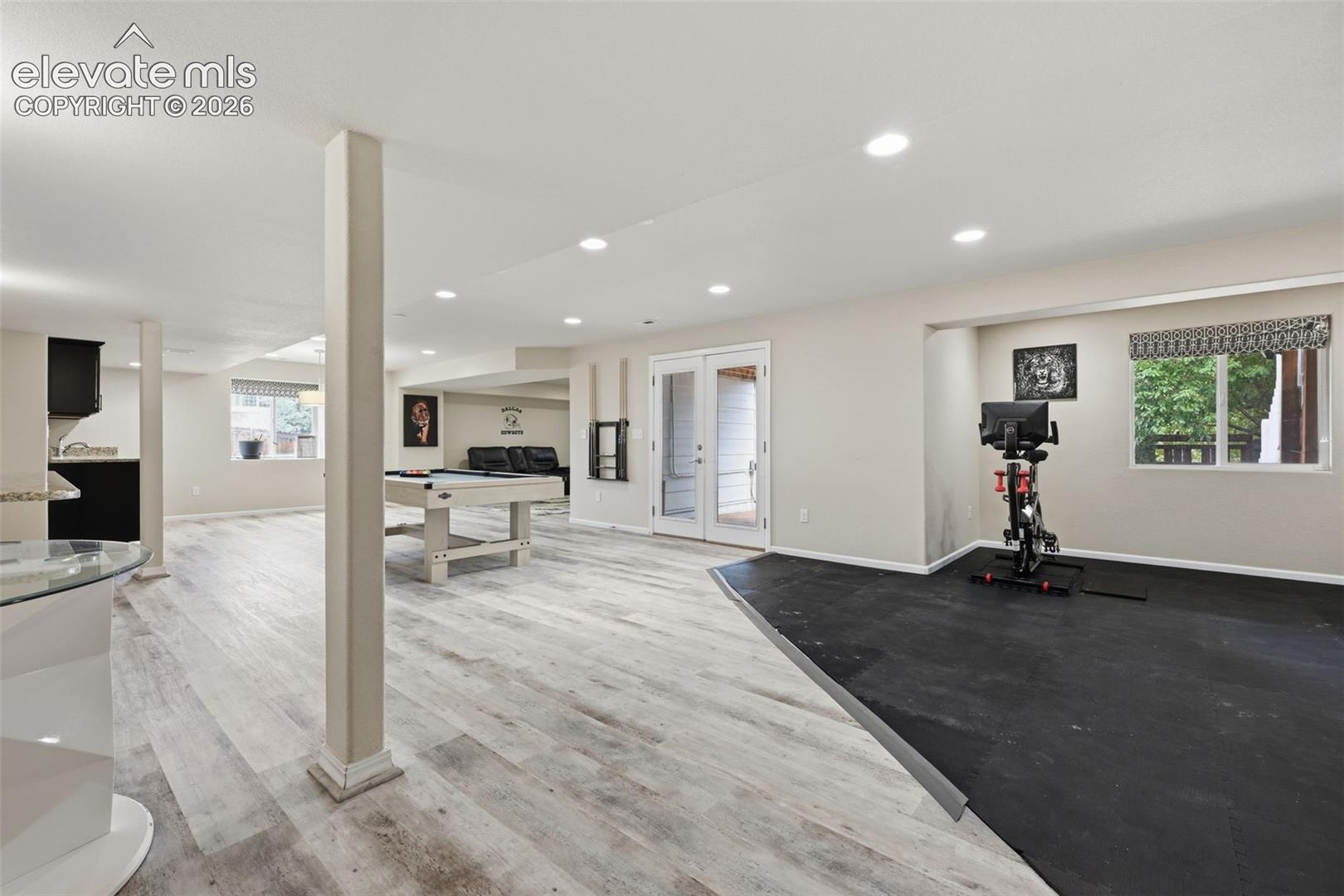Listing photo 20 for 8929 Celebrity Court