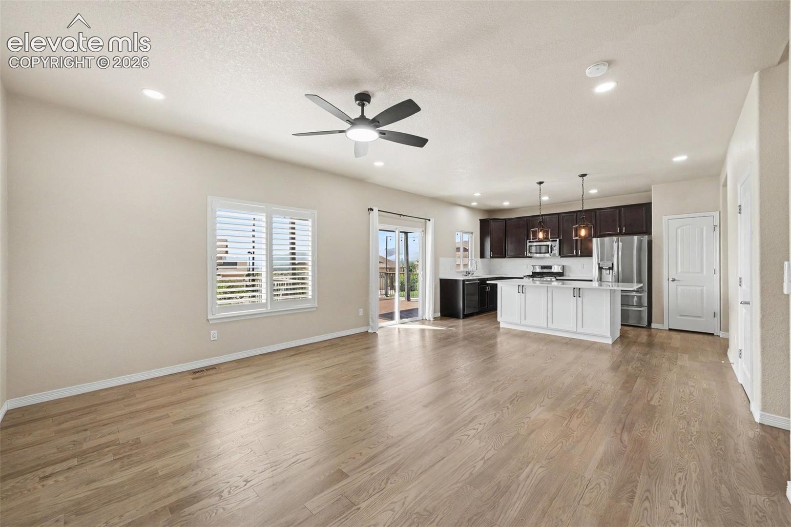 Listing photo 42 for 803 Deschutes Drive