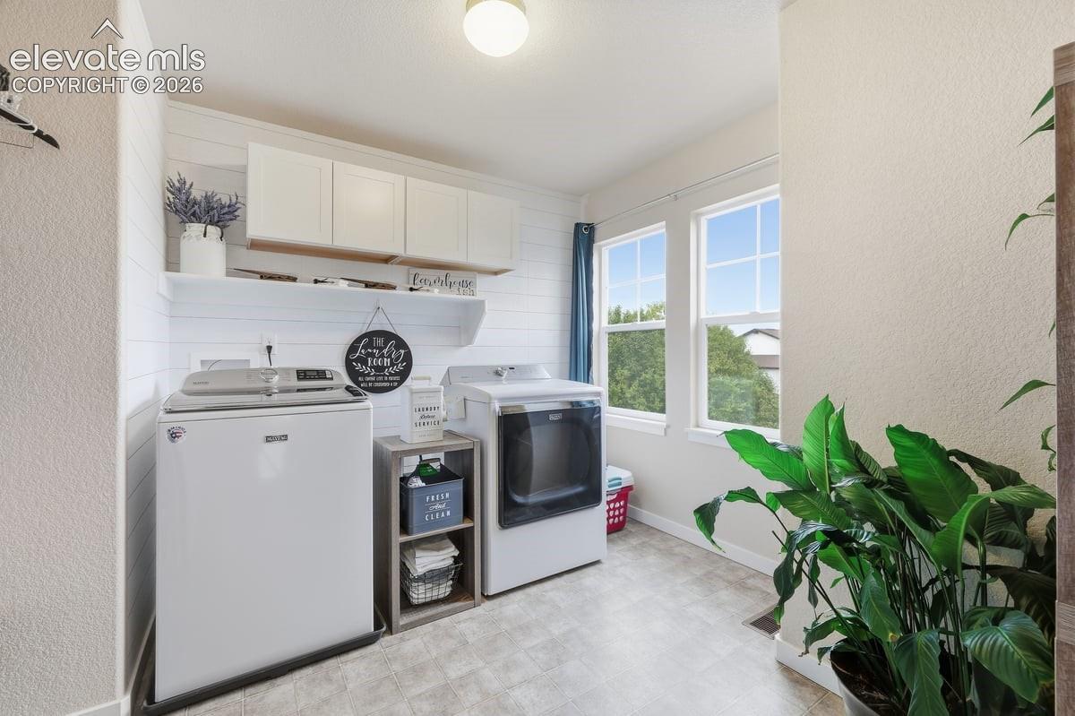 Listing photo 13 for 3502 Red Baron Drive