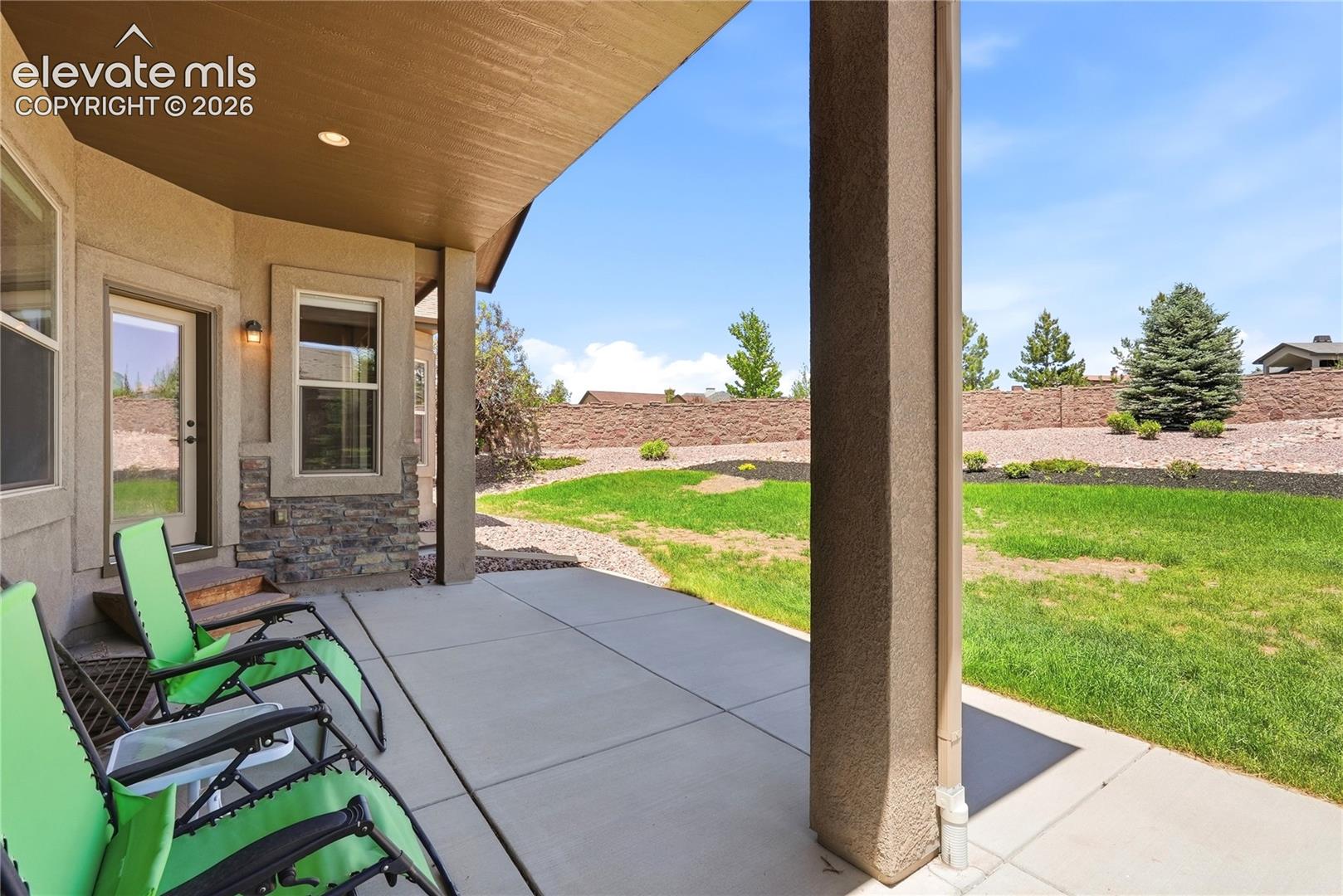 Listing photo 46 for 1908 Turnbull Drive