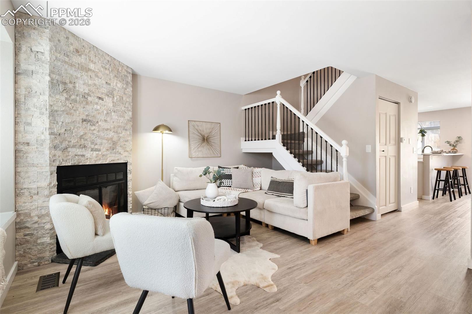 6829 Mountain Top Lane, photo 4