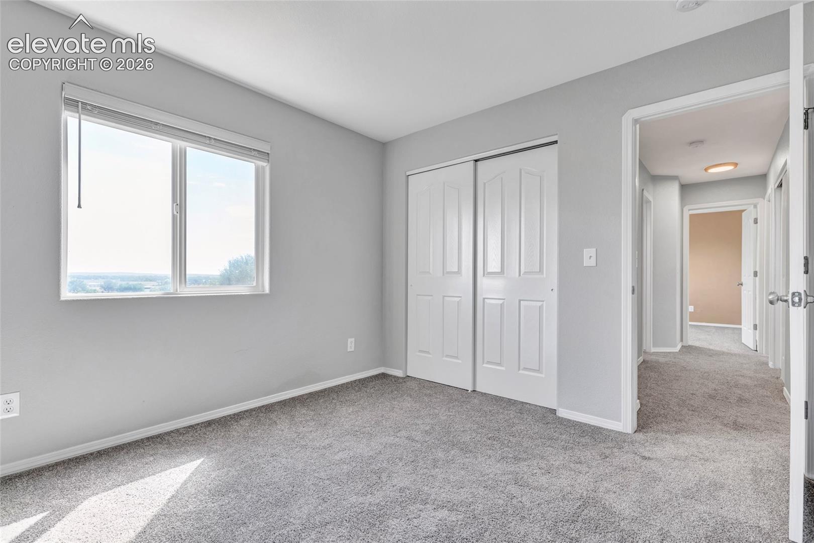 Listing photo 20 for 1204 White Stone Way