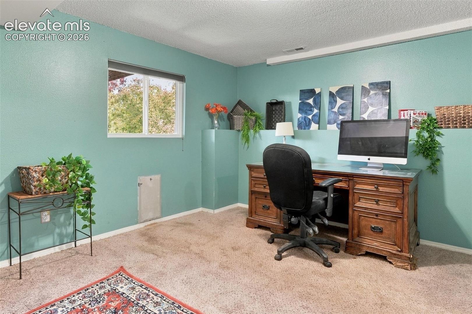 Listing photo 23 for 8140 Radcliff Drive