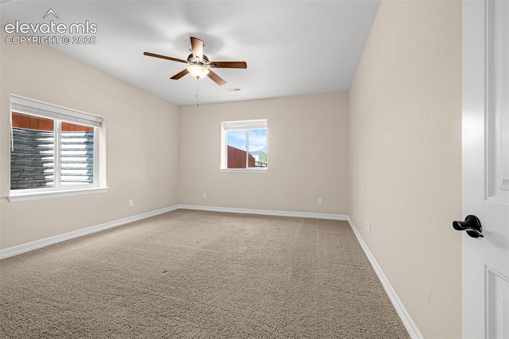 Listing photo 35 for 9813 Fairway Glen Drive