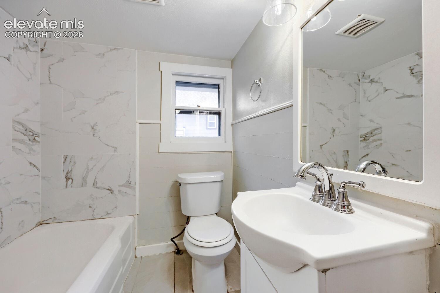 Listing photo 21 for 1112 2nd Street