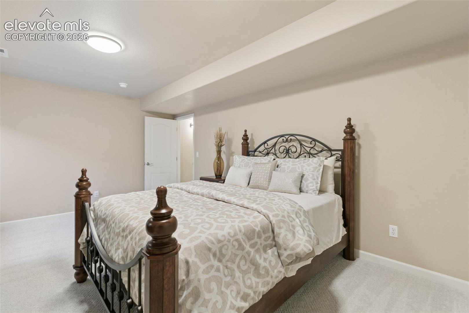 Listing photo 42 for 1420 Symphony Heights