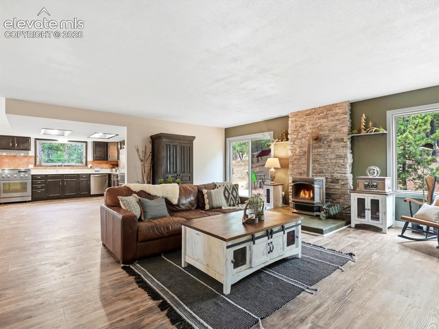 Listing photo 11 for 14635 Westcreek Road