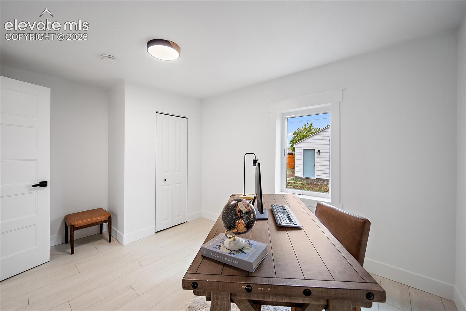 Listing photo 16 for 3630 W Walsh Place