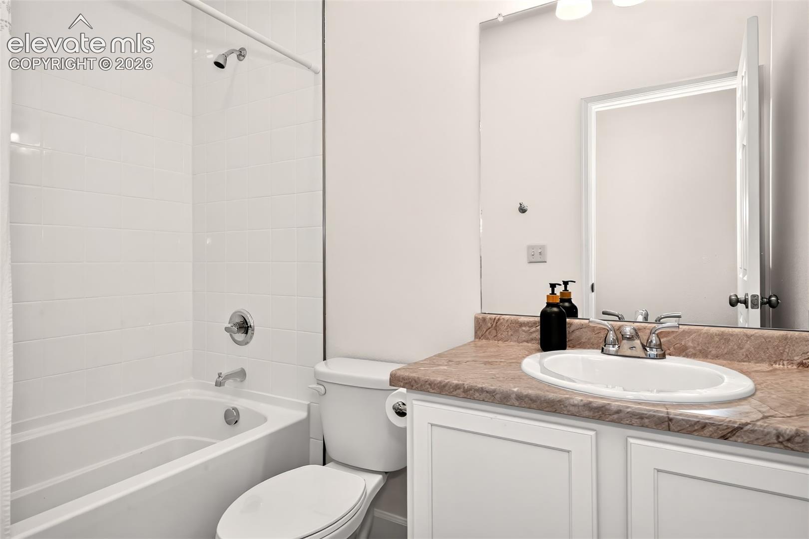 Listing photo 40 for 6315 Kildare Drive