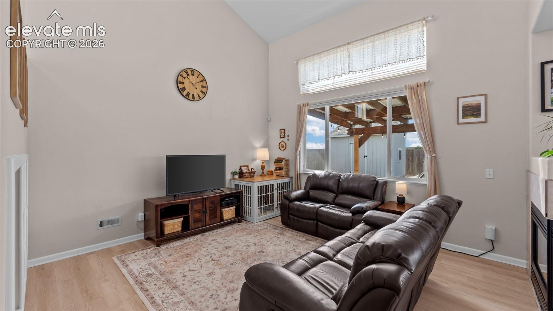 Listing photo 11 for 7685 Barn Owl Drive