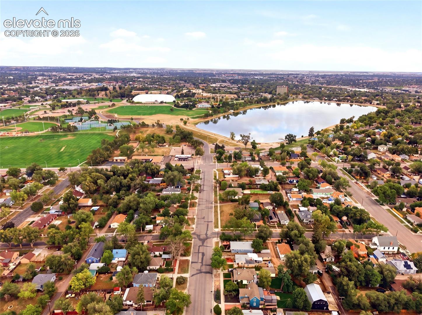 Listing photo 40 for 947 E Costilla Street
