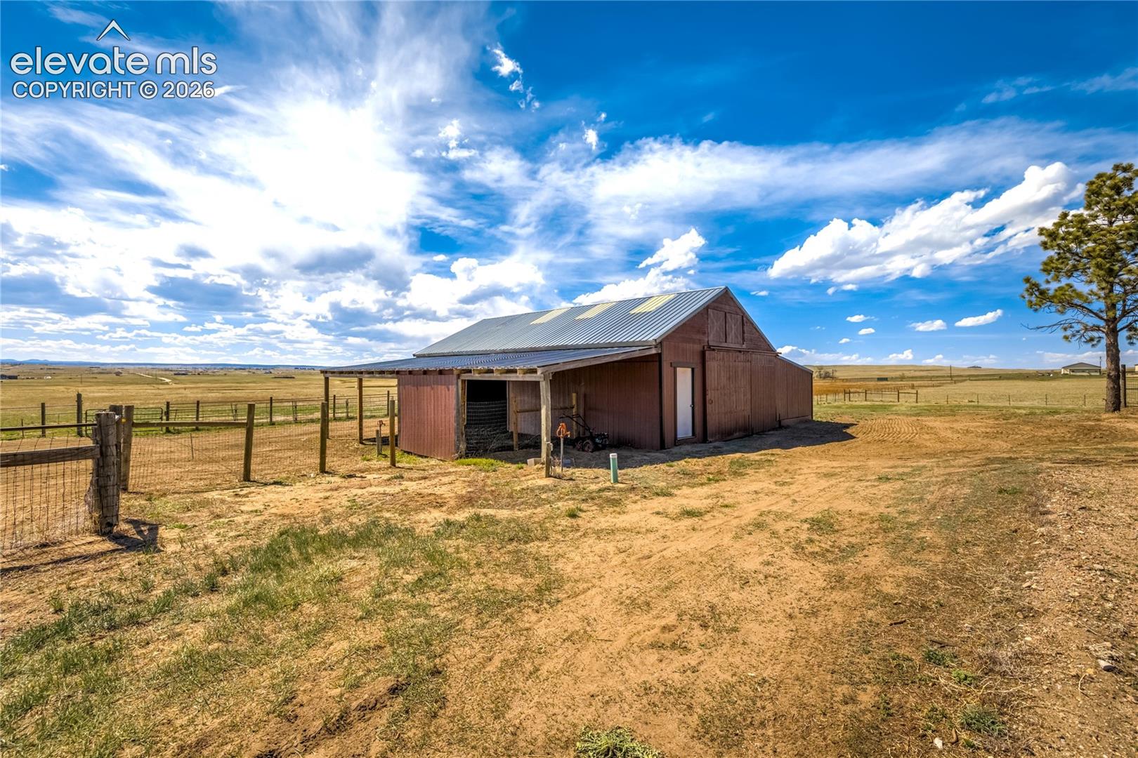 Listing photo 44 for 21295 E Highway 24