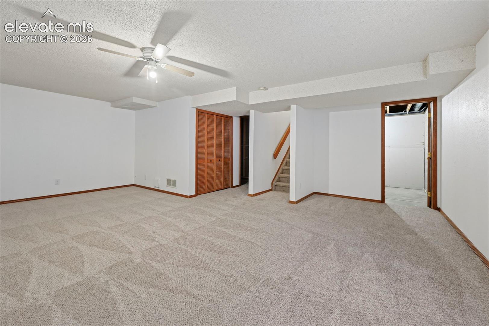 Listing photo 14 for 5079 Stillwater Drive