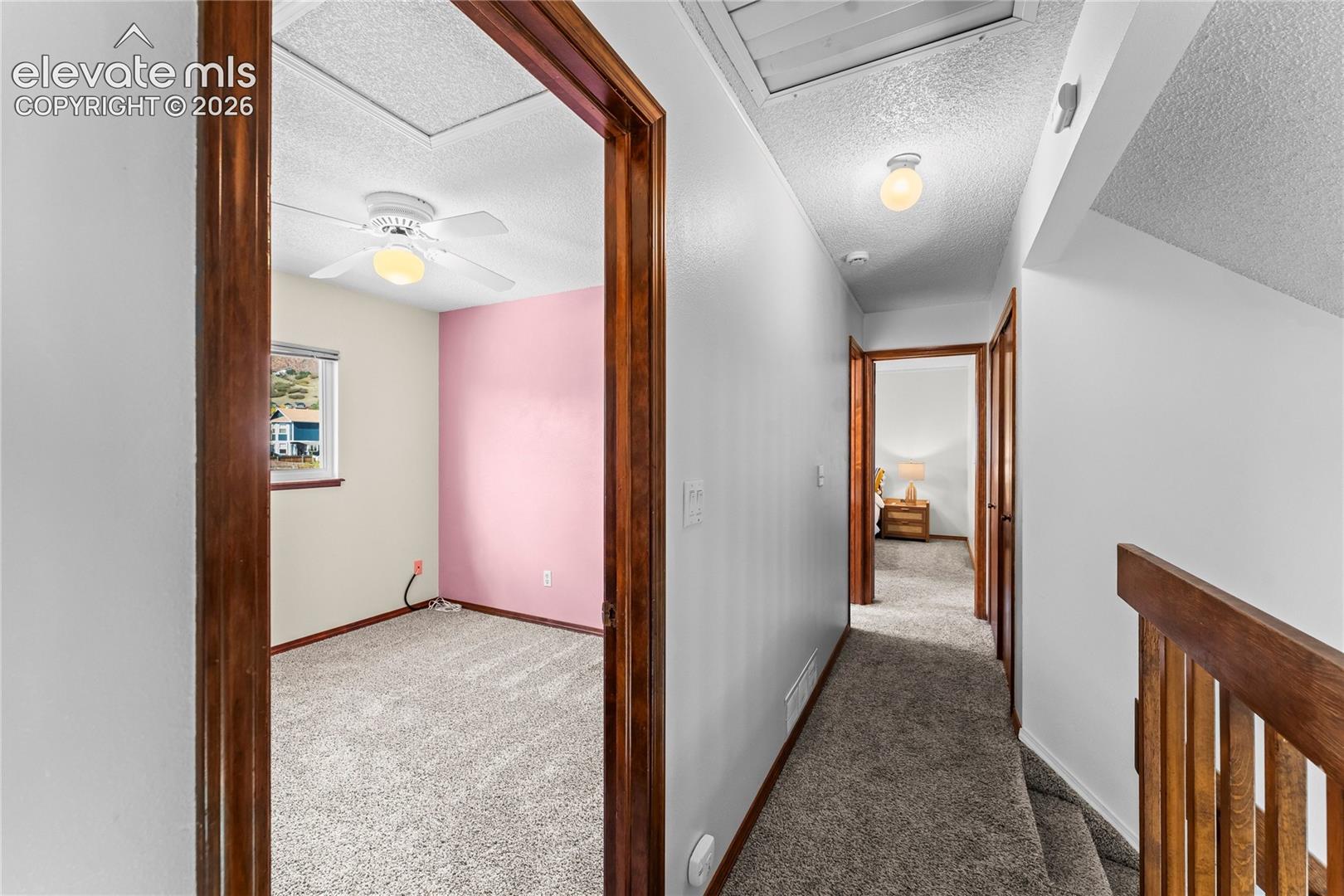 Listing photo 25 for 5870 Pemberton Way