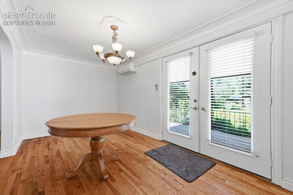 912 Sheridan Avenue, photo 25