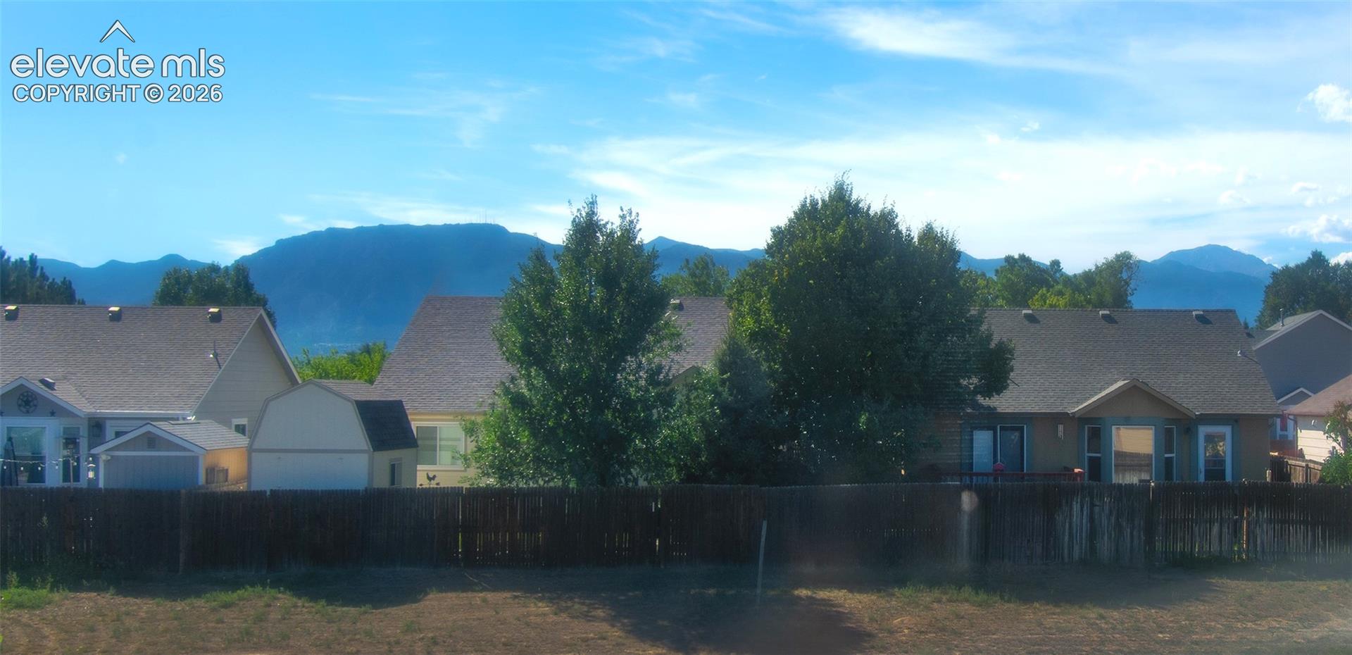 Listing photo 16 for 4820 Pathfinder Drive