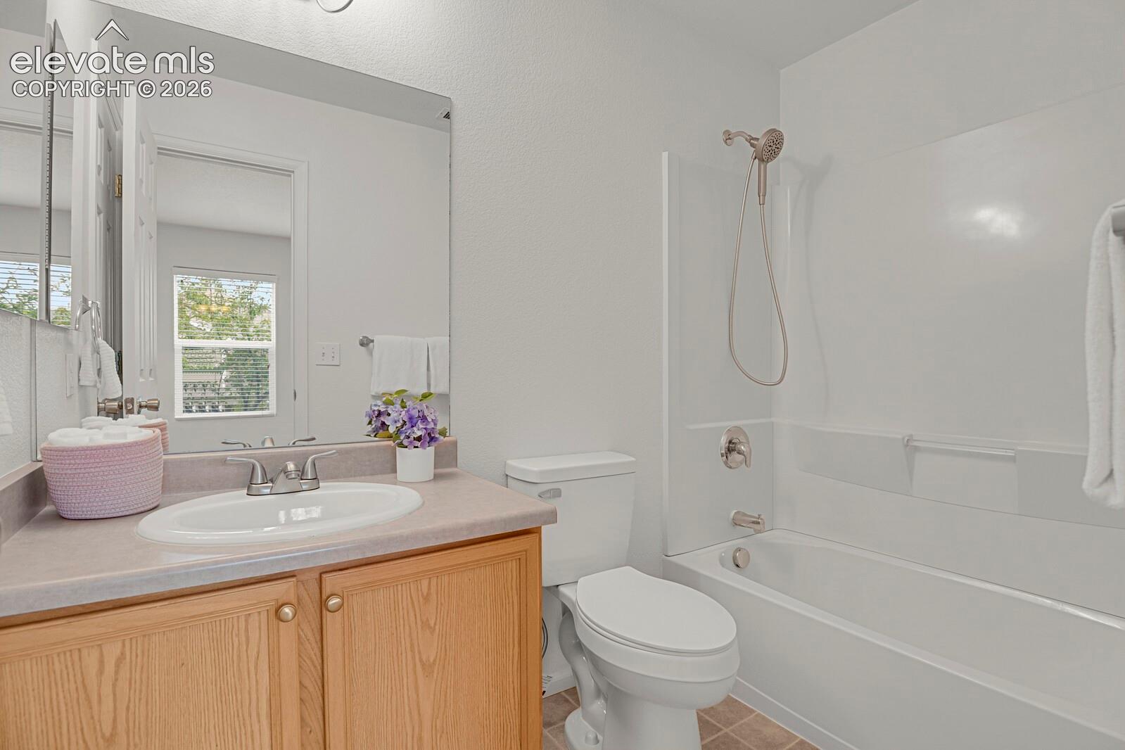 Listing photo 33 for 7770 Sandy Springs Point