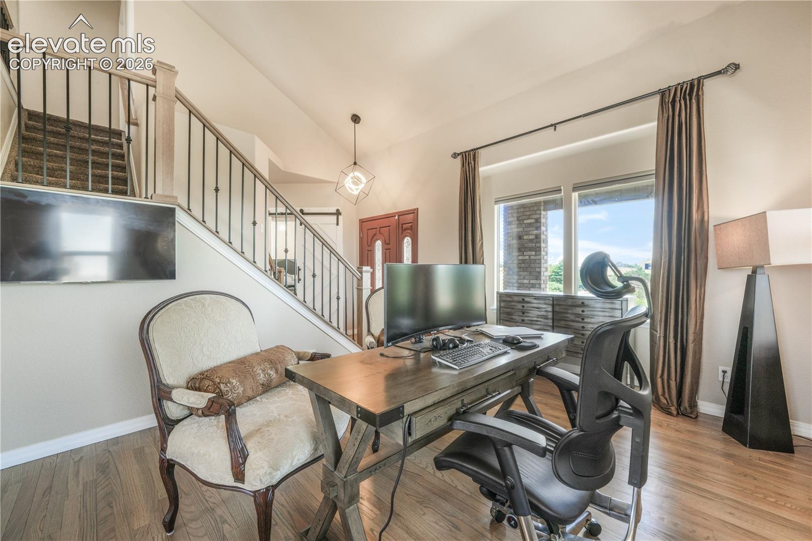 Listing photo 5 for 8524 Towner Avenue