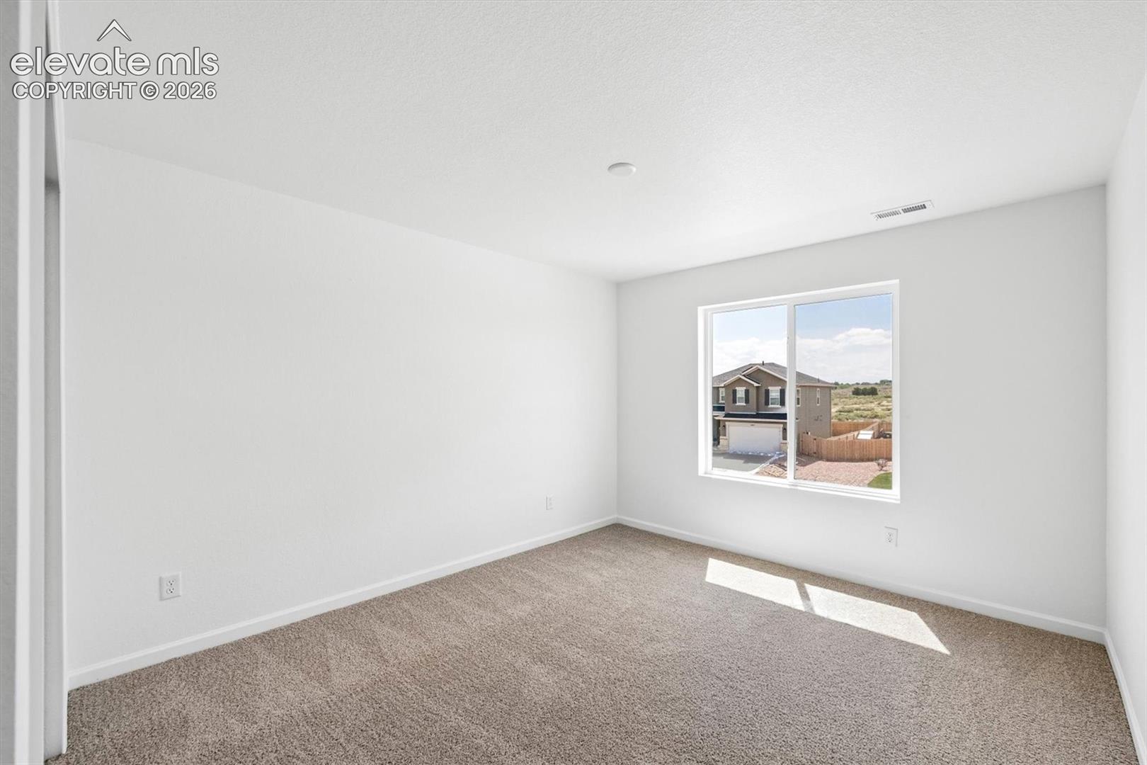 Listing photo 18 for 3422 Bella Notte Drive
