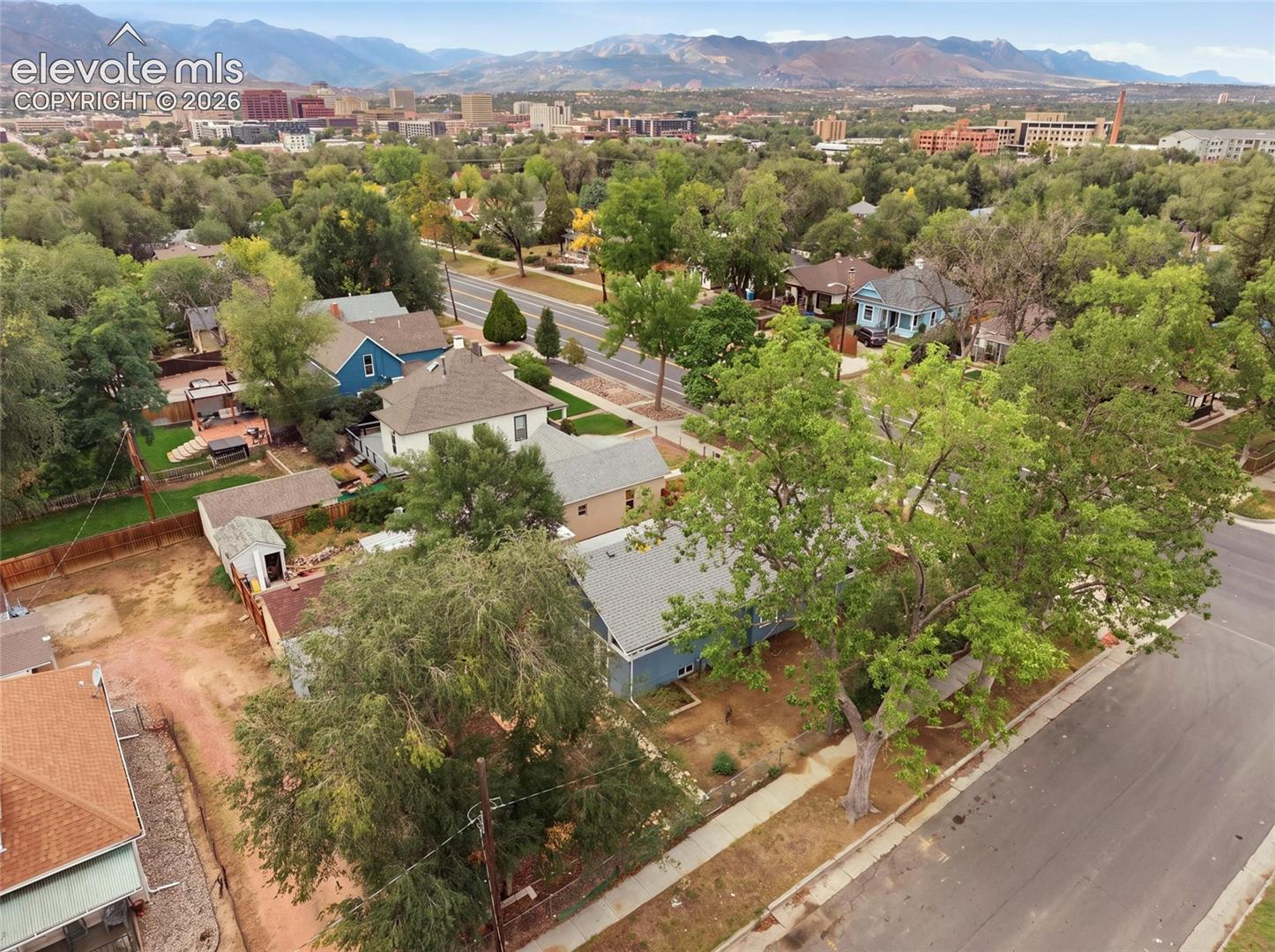 Listing photo 36 for 947 E Costilla Street