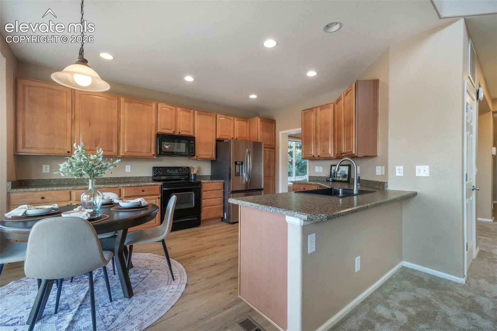 Listing photo 18 for 460 High Plains Street