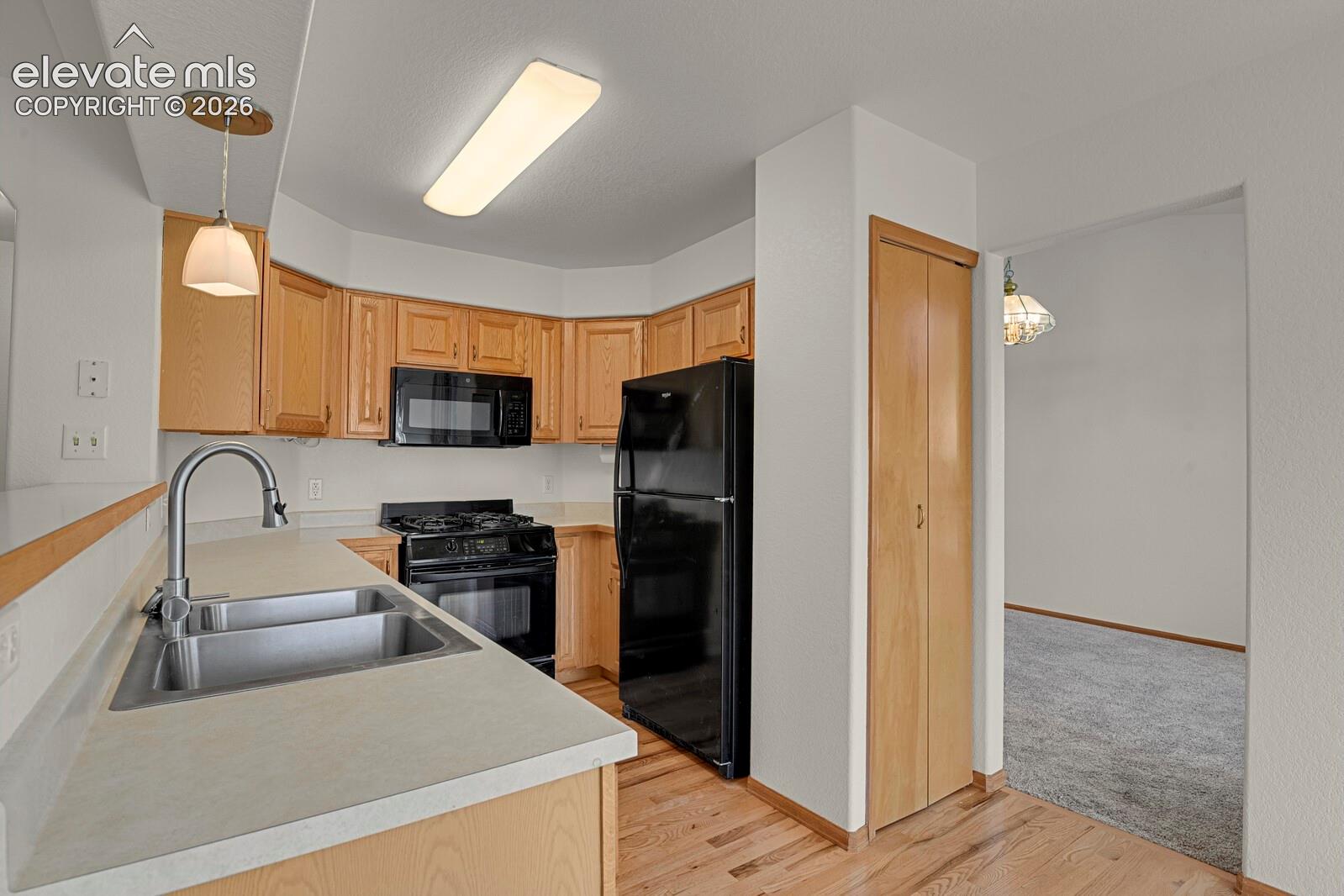 Listing photo 12 for 6625 Quarter Circle Road