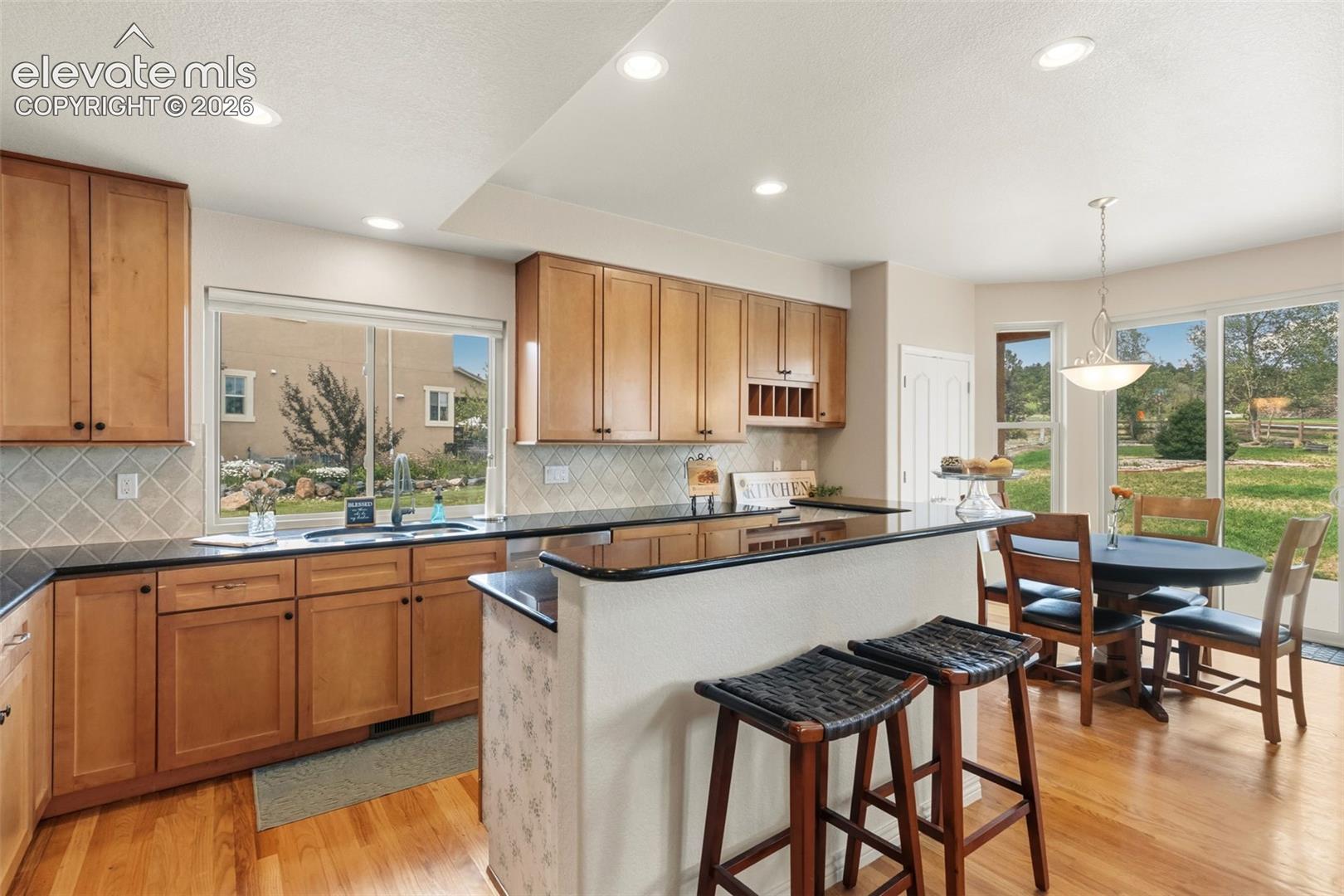 Listing photo 13 for 2114 Diamond Creek Drive