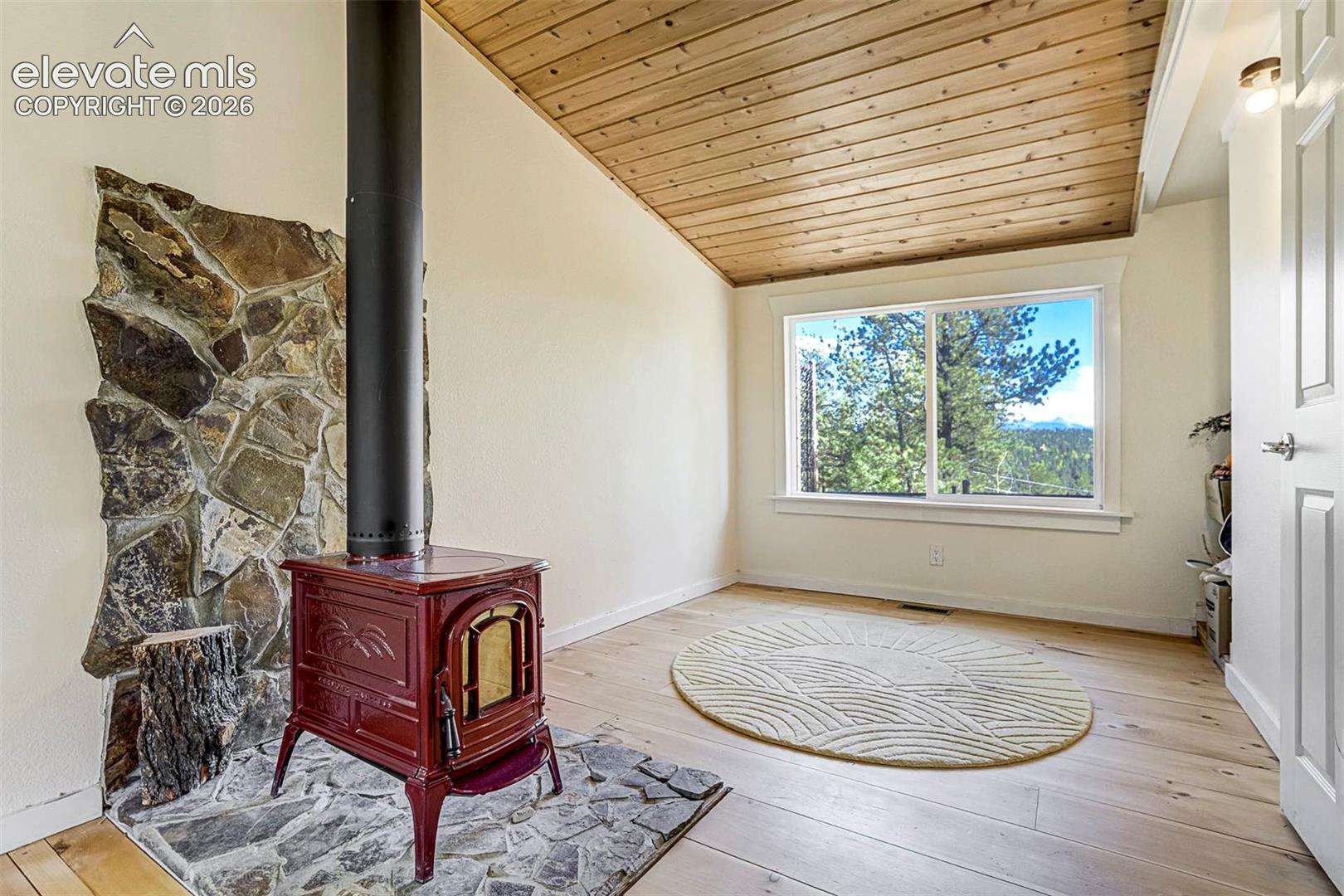 Listing photo 18 for 176 Chalk Circle Trail