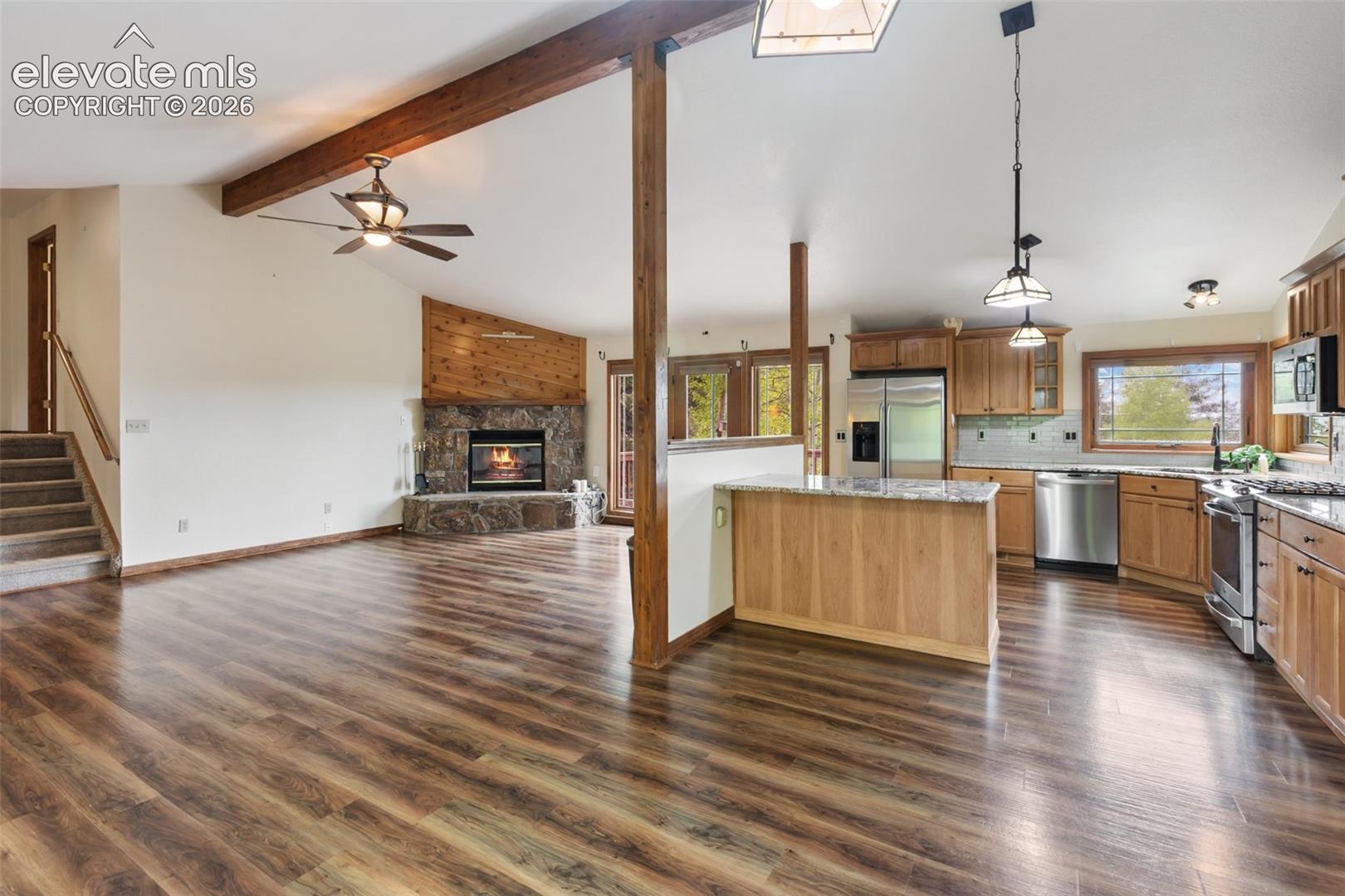 Listing photo 7 for 1231 Telemark Drive