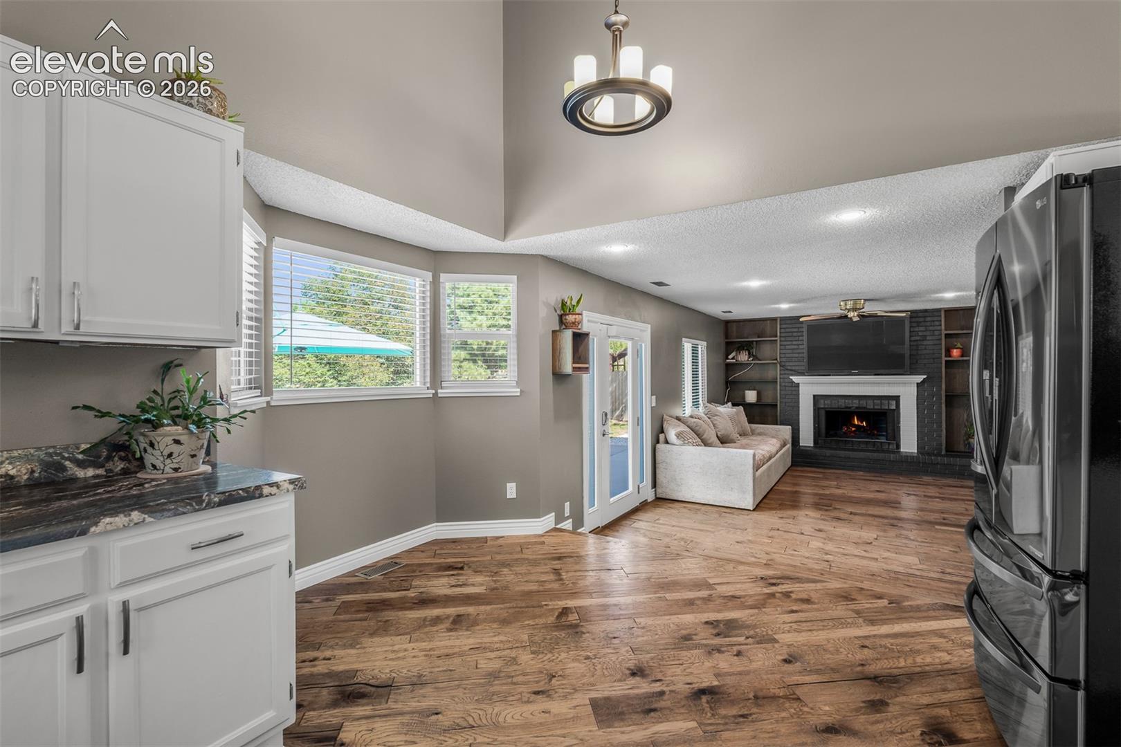 Listing photo 12 for 7810 Conifer Drive