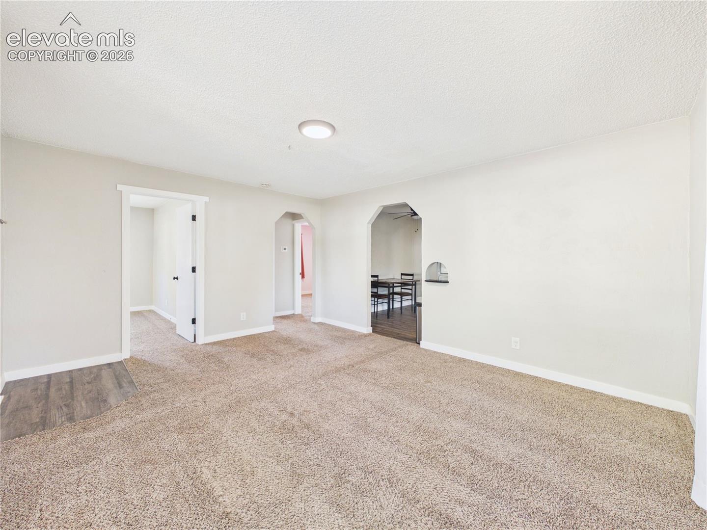 Listing photo 5 for 1530 N Norwood Avenue