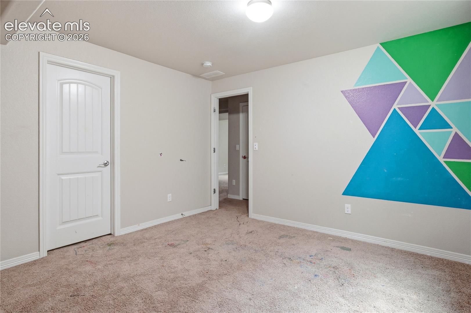 Listing photo 26 for 9437 Beryl Drive