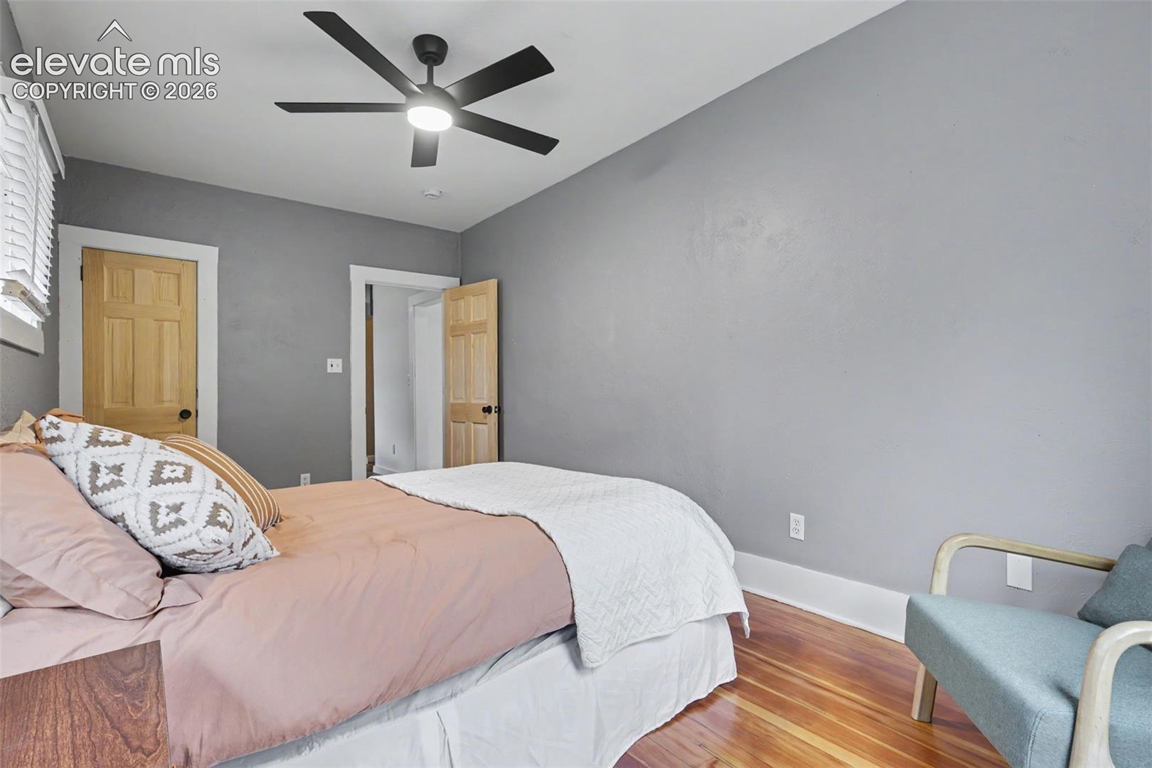 Listing photo 11 for 407 Washington Avenue