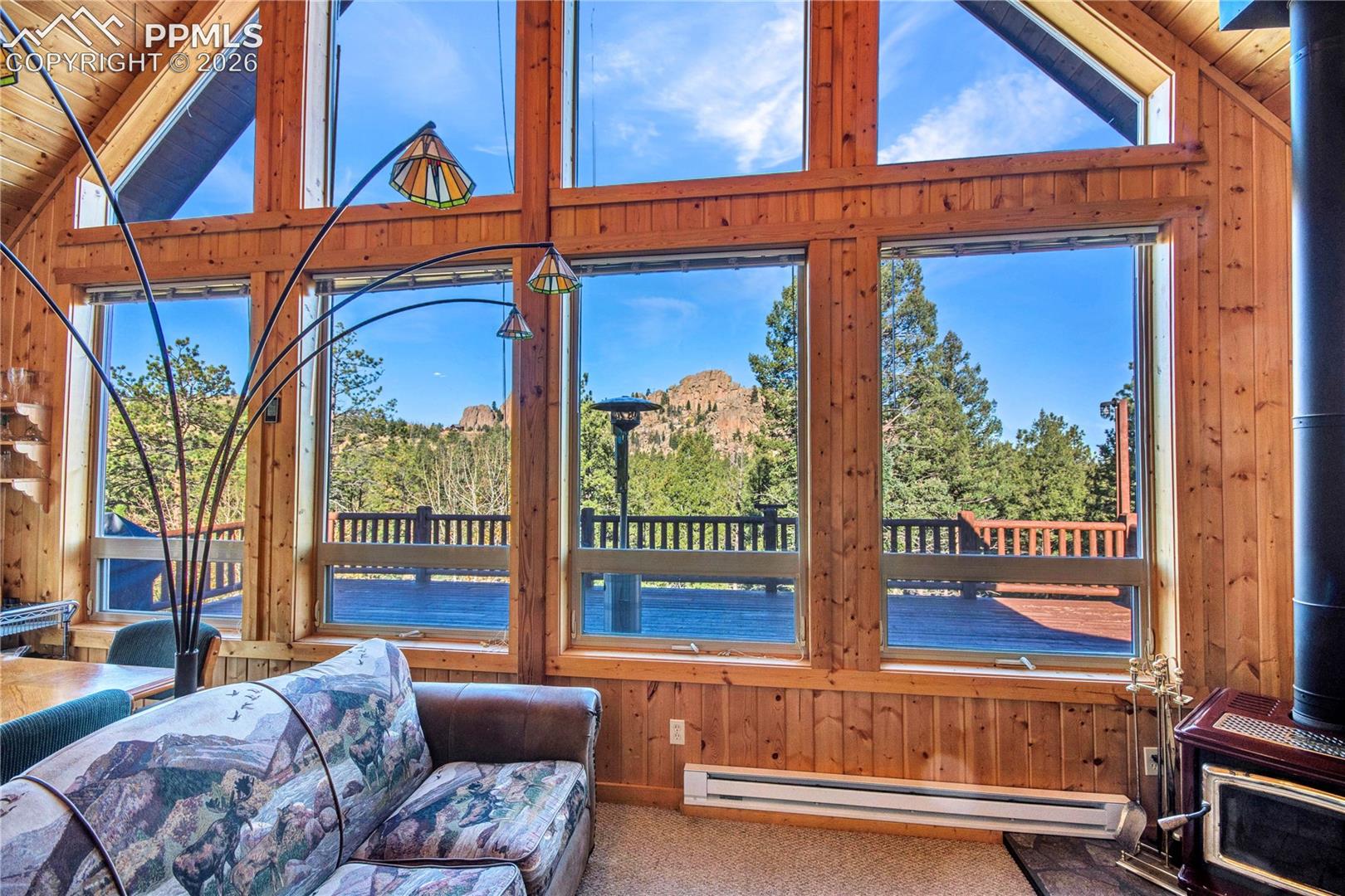 Listing photo 9 for 71 Durelli Drive