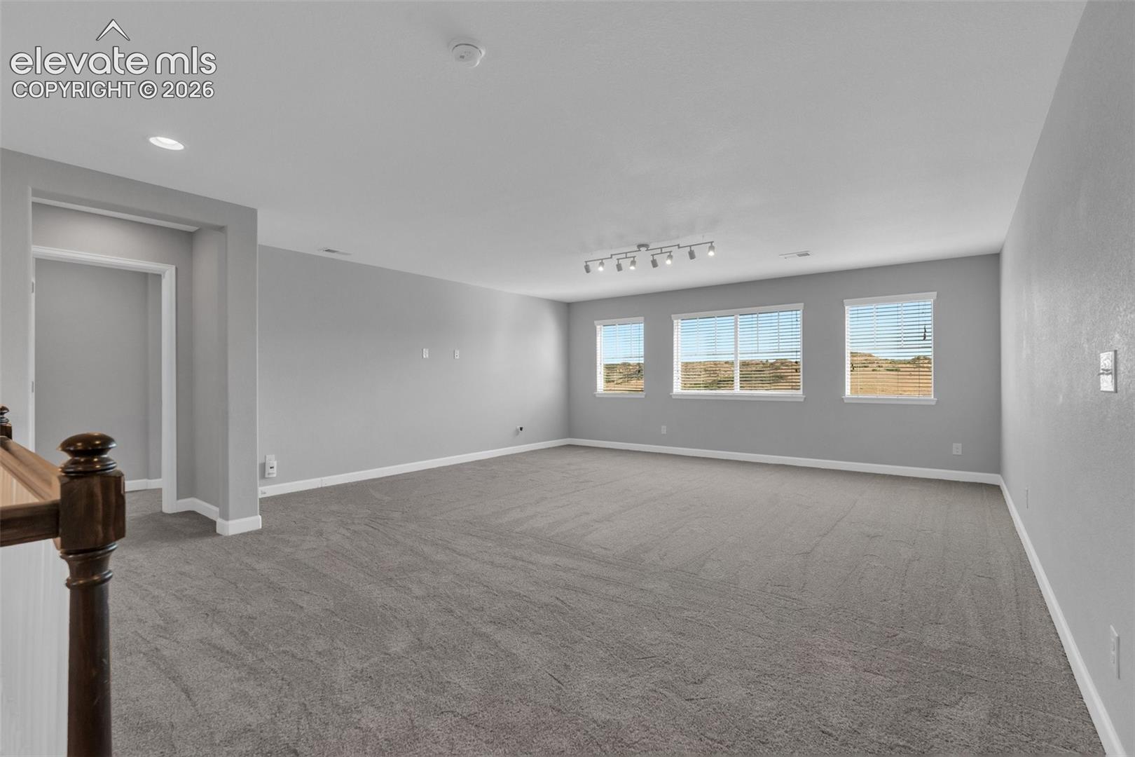 Listing photo 18 for 5728 Clover Ridge Circle