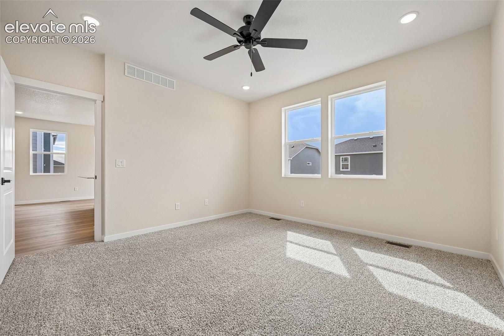 Listing photo 29 for 9684 Blaurock Drive