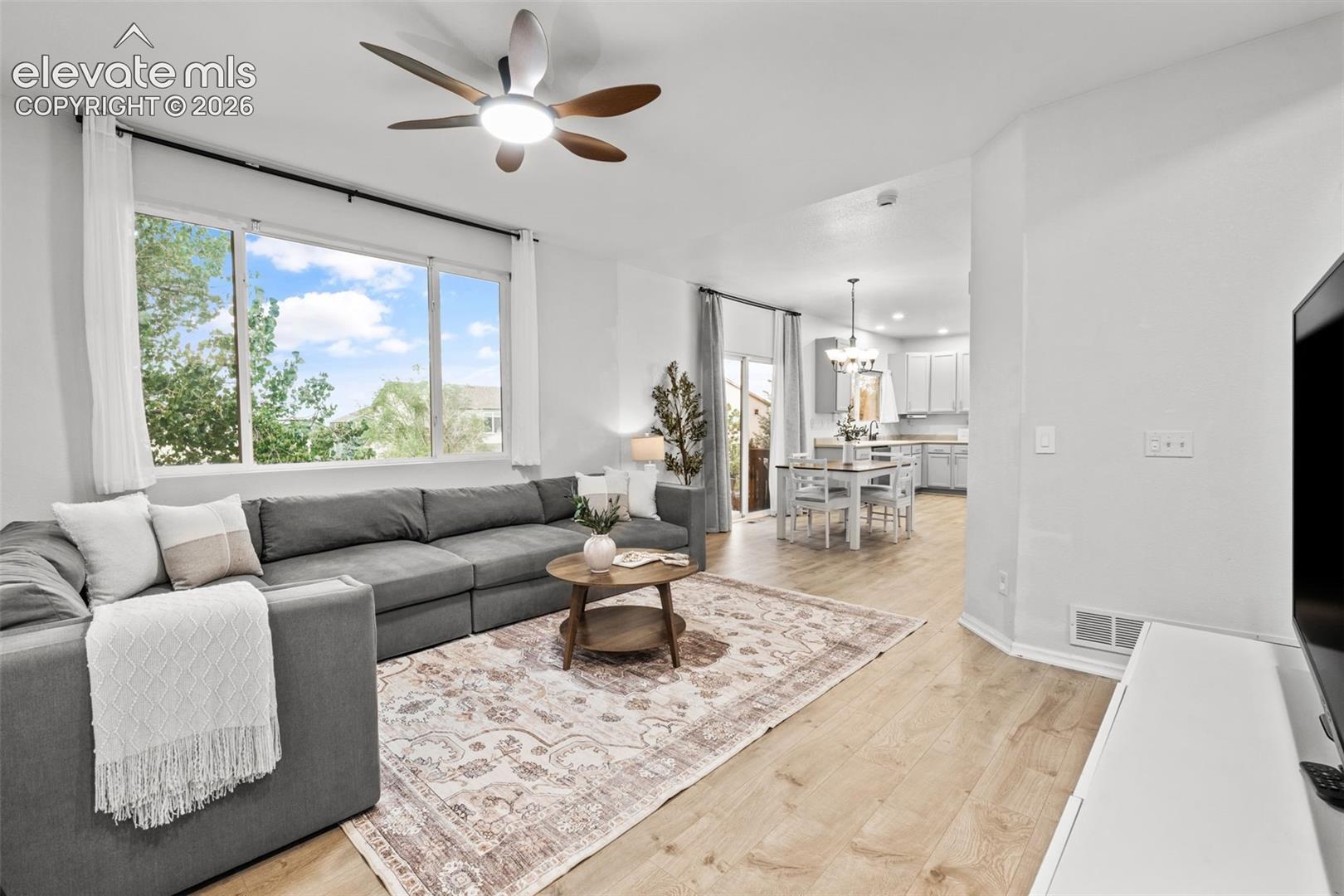 Listing photo 10 for 12219 St Annes Road