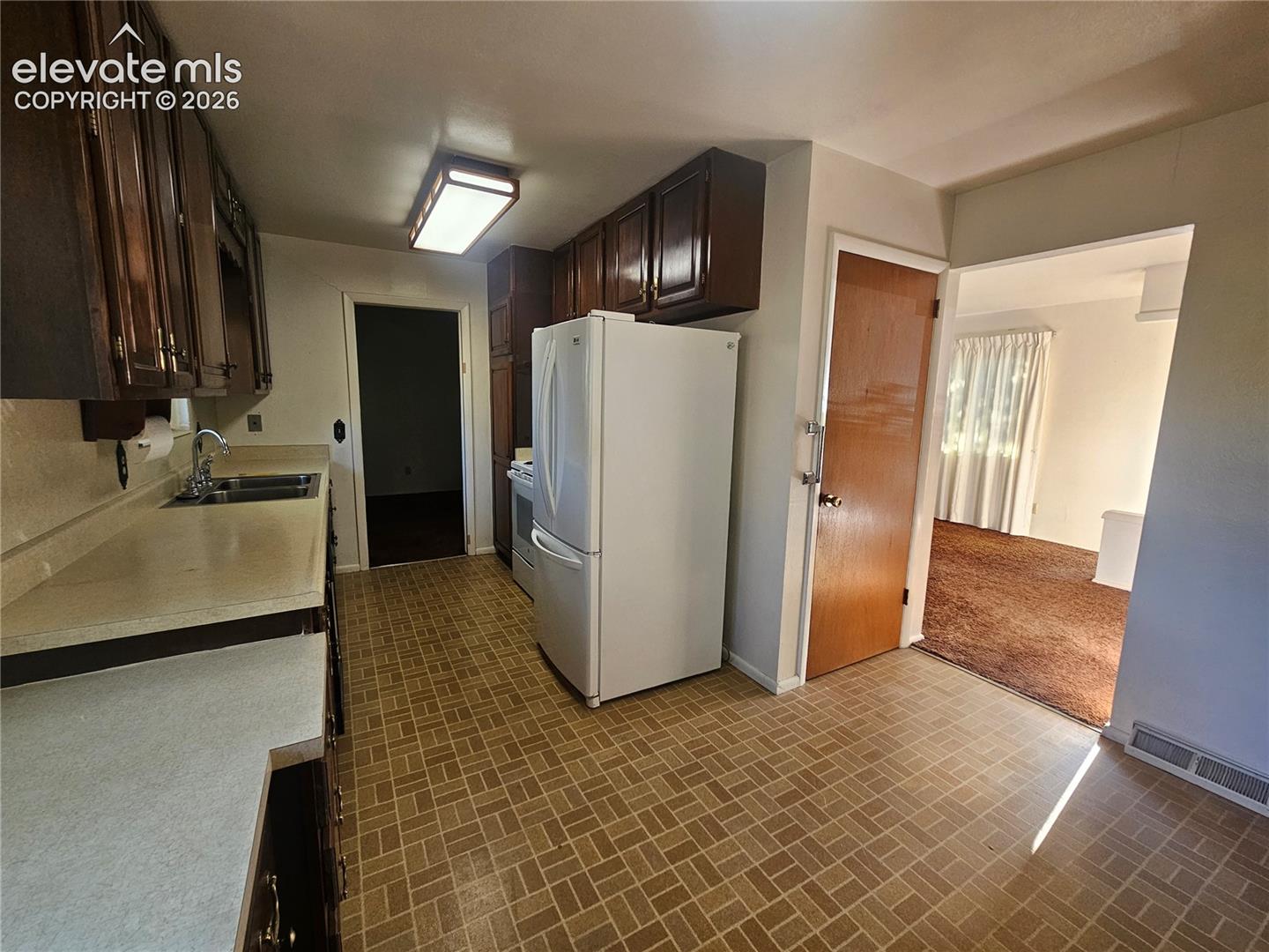 Listing photo 10 for 25 Minden Circle