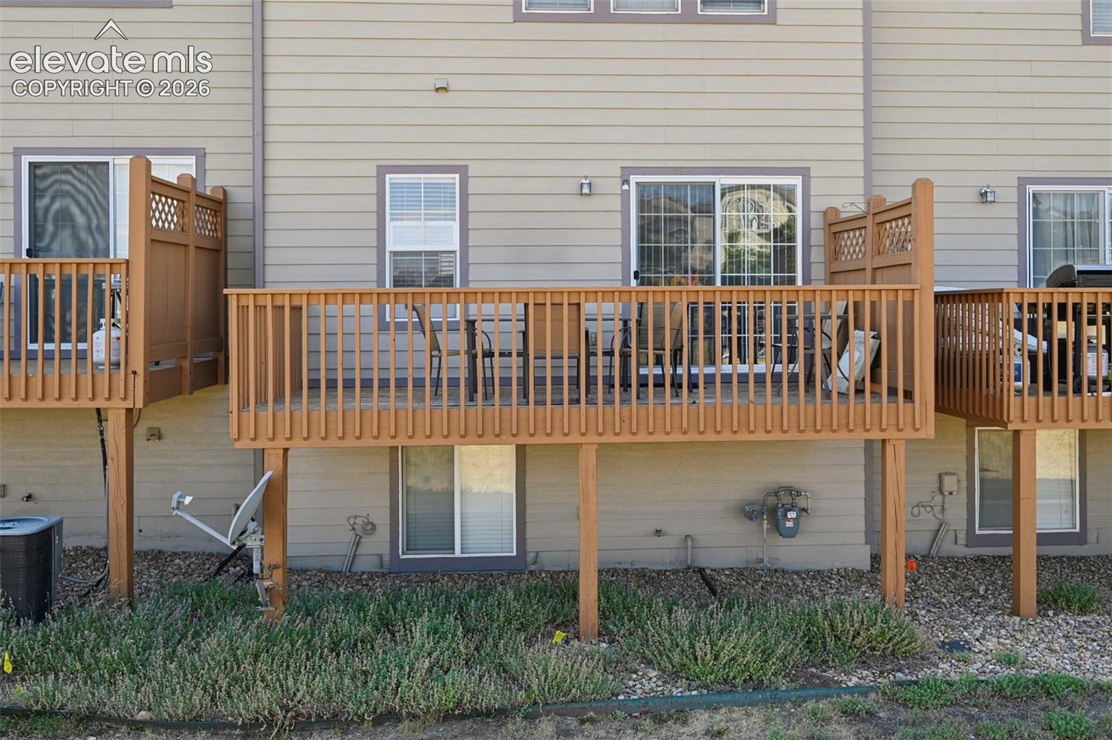 Listing photo 28 for 917 Burning Bush Point