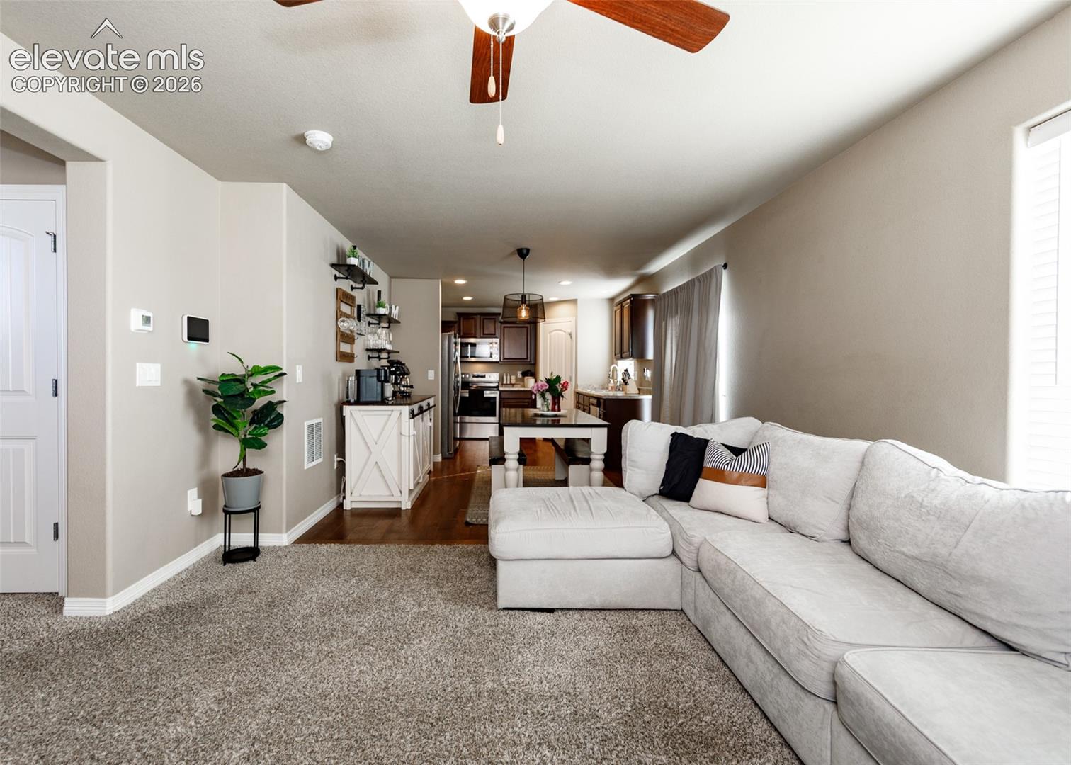 6977 Winnicut Drive, photo 13
