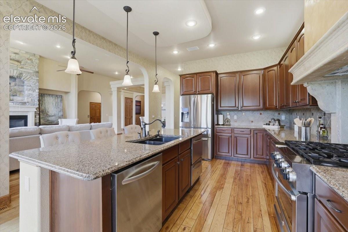 Listing photo 9 for 13485 Cedarville Way